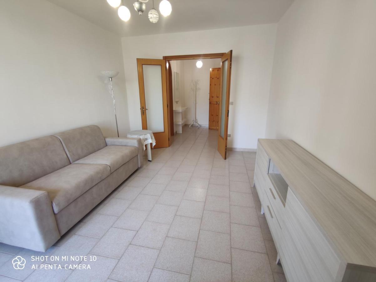 Casa Di Gigi- Comodo Appartamento In Galatina Eksteriør billede